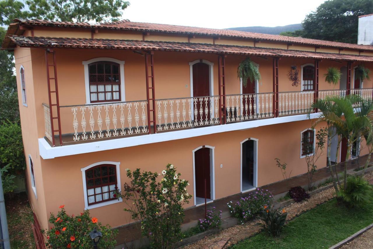 Отель Recanto Das Abelhas - 300 M Do Centro Historico Тирадентис Экстерьер фото